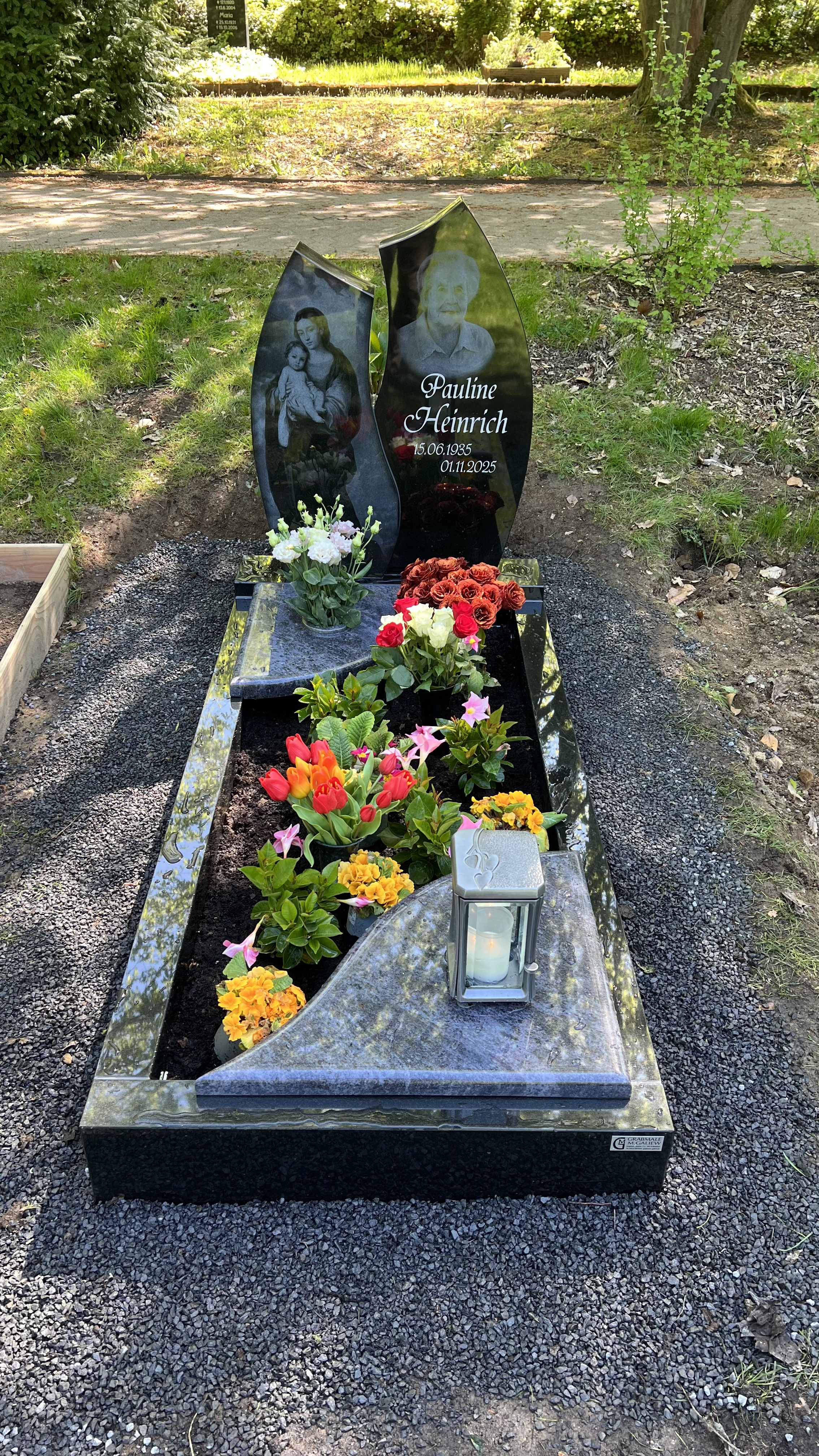 Grabmal Heinrich, Koblenz Hauptfriedhof